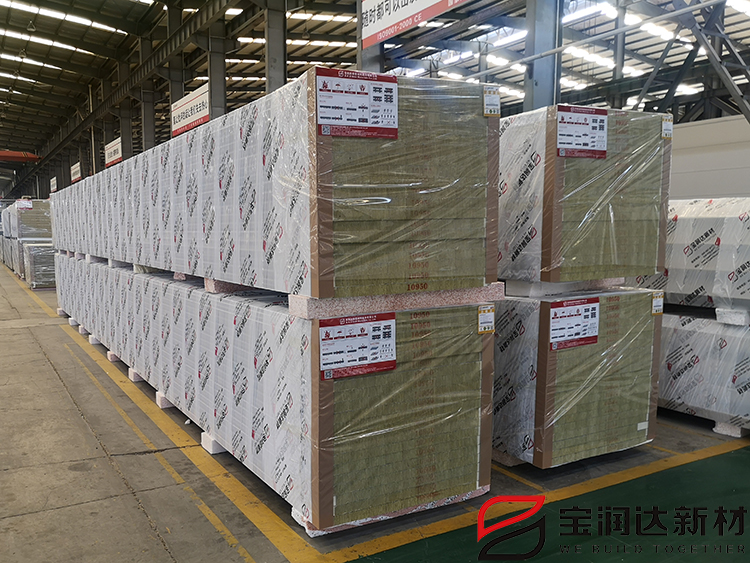 聚氨酯側(cè)封巖棉板制作工藝