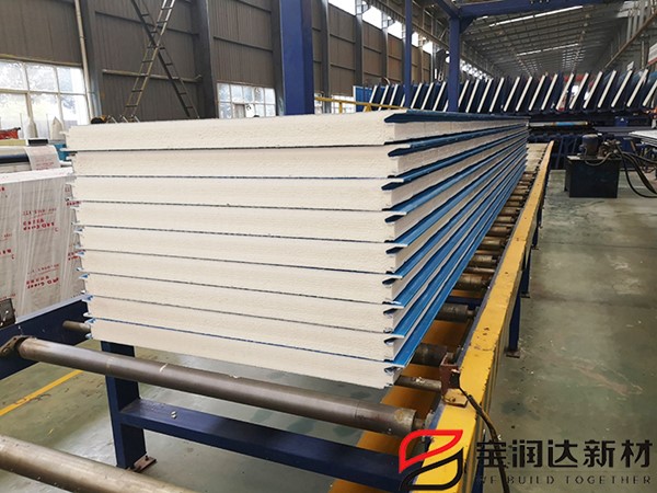 聚氨酯復(fù)合板的防火等級可以達(dá)到A級嗎？